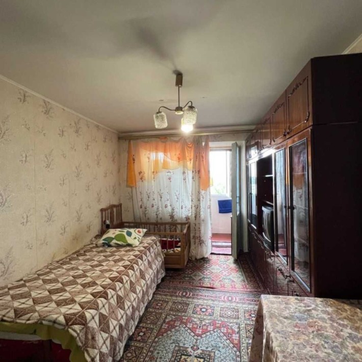 Продається 3 -кімнатна квартира, район 3 - школи - фото 1