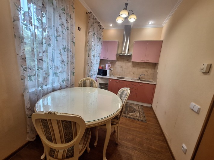 Продаж 2 кім апартаментів в готелі у Трускавці - фото 1