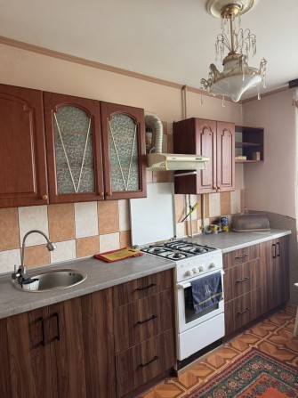 Продаж 3 кімнатноі квартири 8-9 школа - фото 1