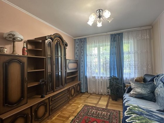 Продам 3 кімнатну в центрі м Шептицький Шептицкий