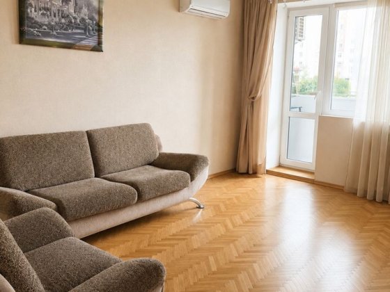 Простора 3-кімнатна квартира з меблями – готова до проживання! Шептицкий