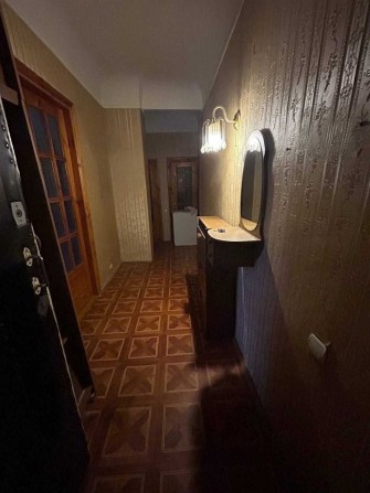 Квартира 2кімнати, сталінка, 56кв.м, автономне опалення, центр міста - фото 1