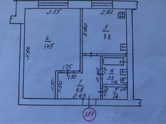 Продам 1 кімнатну квартиру  в центрі міста Шостка