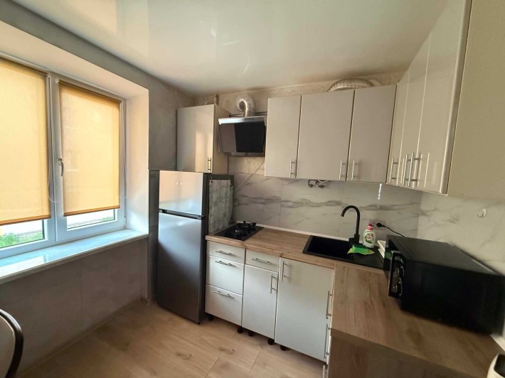 продаж 1км квартири на другому поверсі - фото 1