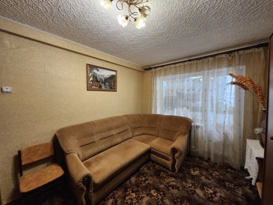 Продам 1 к.квартиру район ц.бібліотеки! Никополь