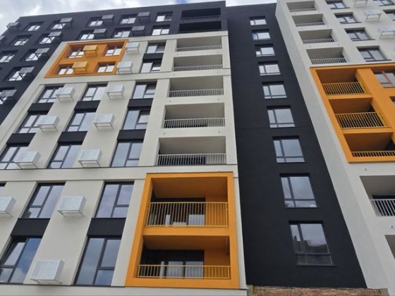 Продам 1 кімнатну квартиру жк сімейний комформ