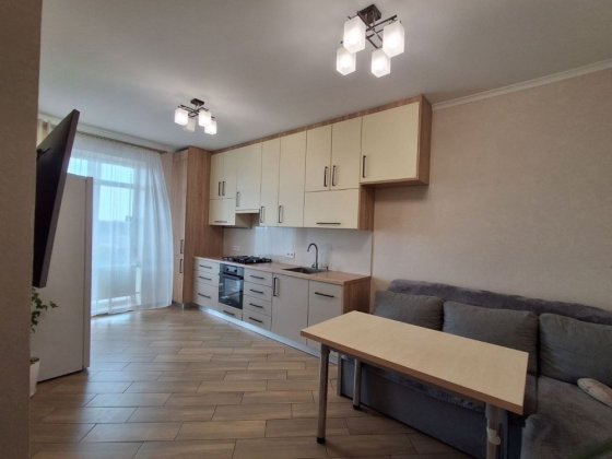 Продається 2-х кімнатна квартира с. Зарванці, вул. Одеська, 3 (м.Вінниця)
