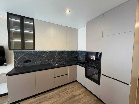 Продам квартиру 45м2 Спальния+ кухня-студия + гардероб Днепровская Брама 2 Слобожанське