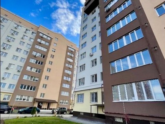 Продаж 3к квартири 106 кв. м на вул. Сімейна 2 Слобожанское