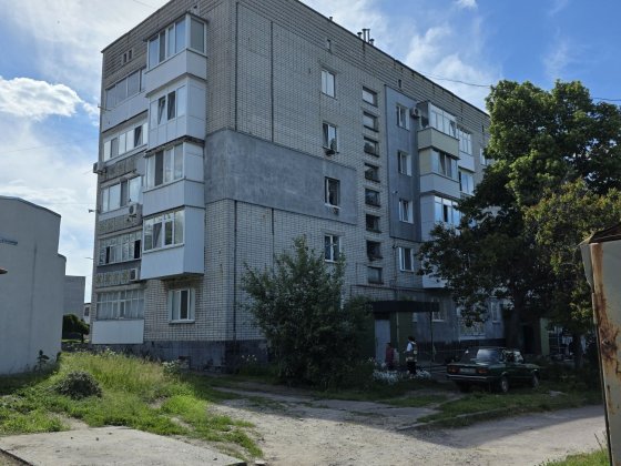 Продам 2 комн квартиру в центр Верхнеднепровска Верхньодніпровськ