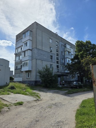 Продам 2 комн квартиру в центр Верхнеднепровска - фото 1