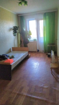 Продам трёхкомнатную квартиру. - фото 1