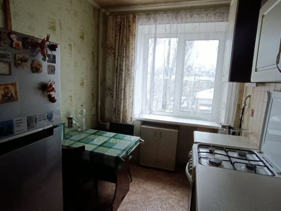 Продам отличную 1к. квартиру 5/9 кирп.дома начало пр.Мазепы с техникой меблирована Степне