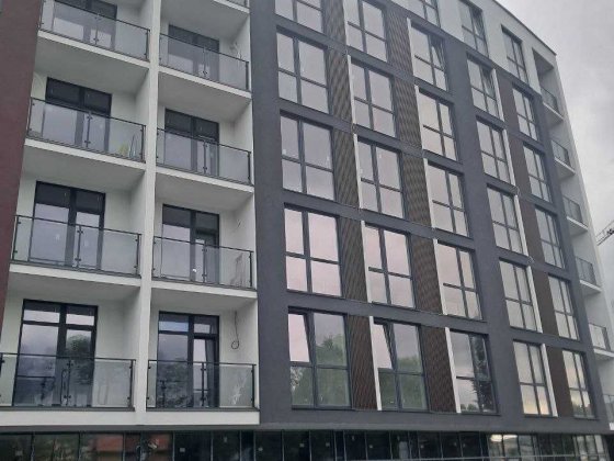 Продаж студії у центрі міста Свалява. ЗАКАРПАТТЯ.