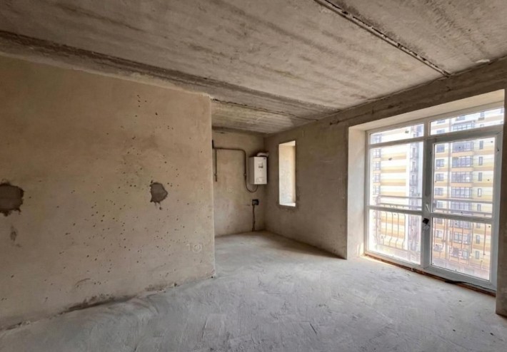 Продаж 2 кім квартири біля озера/Є відновлення - фото 1
