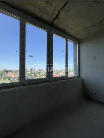 Видова 2-х кімнатна квартира, готова до ремонту - фото 1