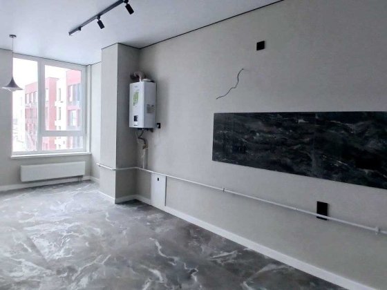 3-кімнатна квартира 83 м². Святопетрівське. Закритий ЖК з ліфтом Ремонт люкс-класу. Газове опалення.