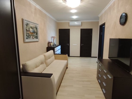 Продам 2 кімнатну квартиру Білогородка