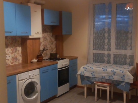 Продам свою 1кімнатну квартиру(роспашонку), яку можна переобладнати в 2кімнатну в с.Святопетрівськом Святопетрівське
