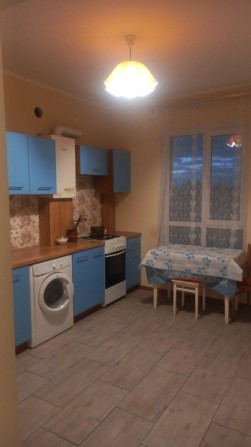 Продам свою 1кімнатну квартиру(роспашонку), яку можна переобладнати в 2кімнатну в с.Святопетрівськом - фото 1