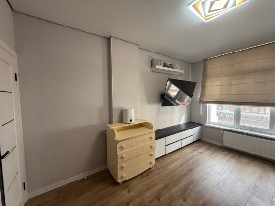 ЖК Оранж парк: 1к квартира 41 кв м, меблі, техніка, газовий котел Гатне