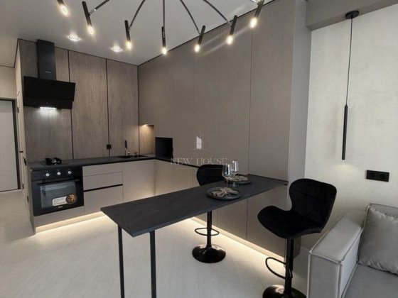 Продам 1-к квартиру з двориком, ЖК Sanville Park, Петрівський квартал. Ідеально для комфортного житт