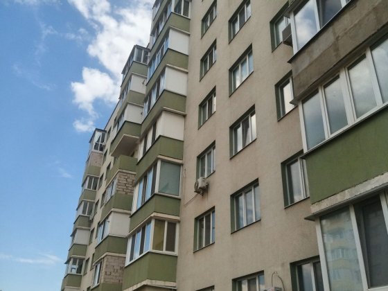 Продаж євро двокімнатної квартири з ремонтом