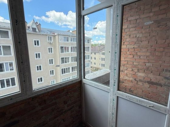 ТЕРМІНОВО! БЕЗ КОМІСІЇ ДЛЯ ПОКУПЦІВ! Велика однокімнатна квартира в закритому комплексі! Ворзель