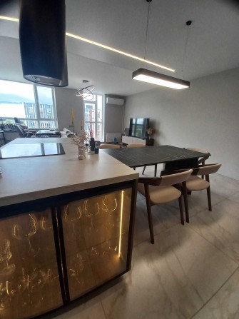 Продам дворiвневу квартиру Крюкiвщина стильна - фото 1