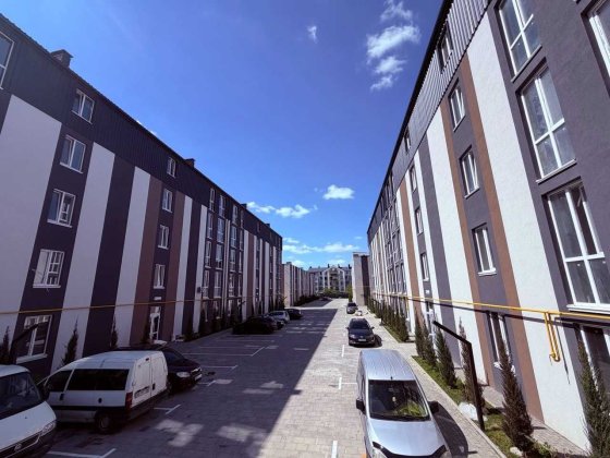 Євродвушка 37,9 м² Кухня-вітальня 18,7 м² Окрема спальня Святопетрівське Газ. Ліфт. Закритий ЖК. Від Святопетрівське
