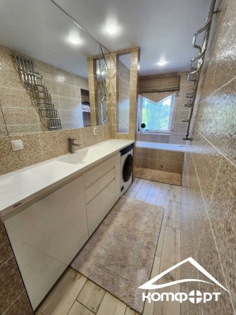 Продам 3х кімнатну квартиру в Єреванському кварталі у місті Славутич - фото 1