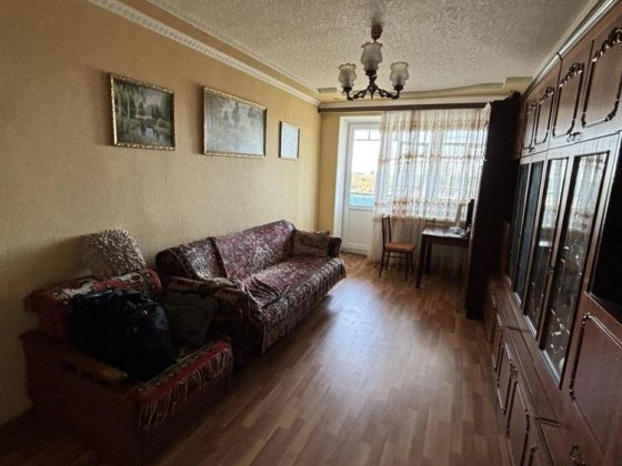 Продаж 2 кім квартири!м Узин!Київська обл!Центр
