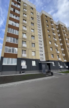 3 кімнатна квартира в центрі Бородянки - фото 1