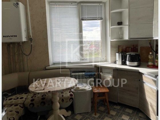 Продам 3 кімнатну з ремонтом в Бородянці вул. Паркова 4