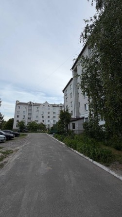 ТЕРМІНОВИЙ продаж квартири. Немішаєве. 57м2. Перший,  високий поверх - фото 1