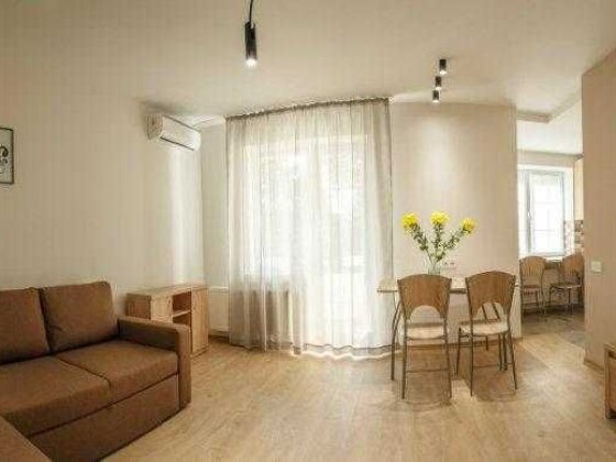 Відмінна, зроблена з любовʼю, квартира із авторським дизайном в ЖК DESNA residence. Зазимье