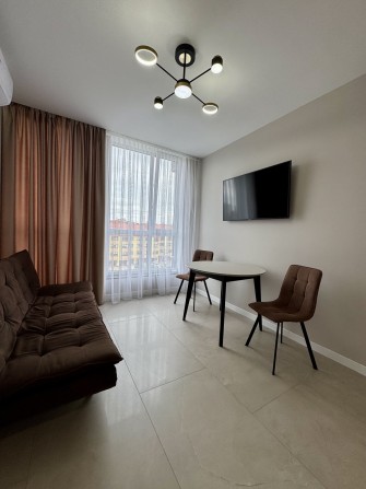 Продаж 1 кімнатної квартири зі стильним ремонтом у ЖК Avalon Holiday - фото 1