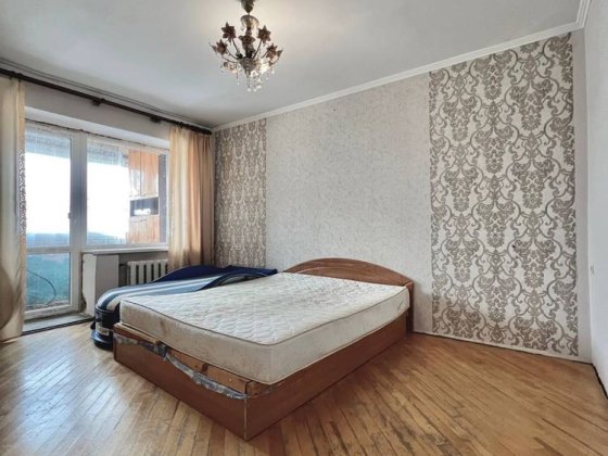 Продаж 3-кімнатної квартири 76 м² + горище, Пустомити, 2 / 2 поверх Пустомыты