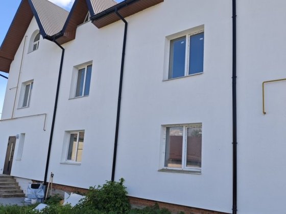 Продаж 2 х кім квартири Пустомыты