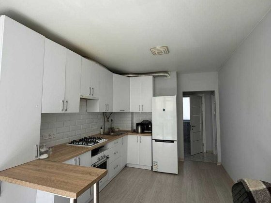 Продаж 1 кімнатної квартири 48 м2 з ремонтом та меблями на 4 поверсі в ЖК Континент вул. Трускавецьк Сокільники