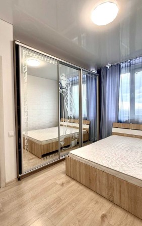 Продам 2комн квартиру з ремонтом у новому комплексі на Таїрова. - фото 1