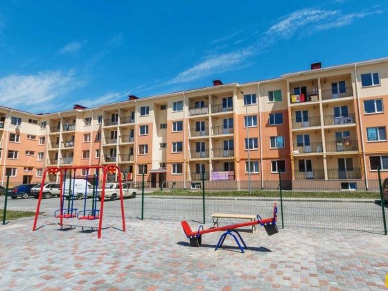 Нова квартира в новому будинку, Сьоме небо Авангард