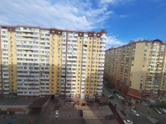 Продам 1 ком квартиру жм Радужный Лиманка