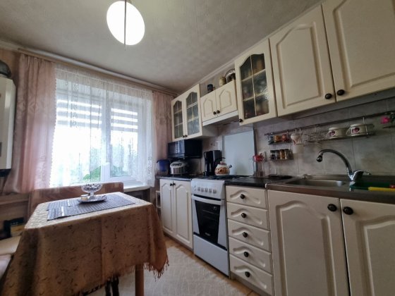 Продам трёх комнатную квартиру в Великодолинском . Великодолинське