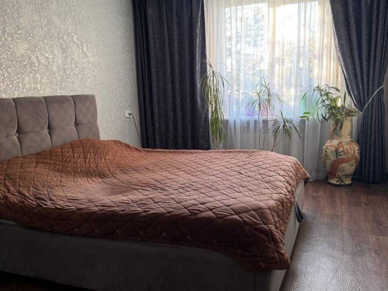 Продається квартира  4 кімнатисело Нерубайське