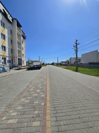 Продам в Молодежное 2 ком кв - фото 1