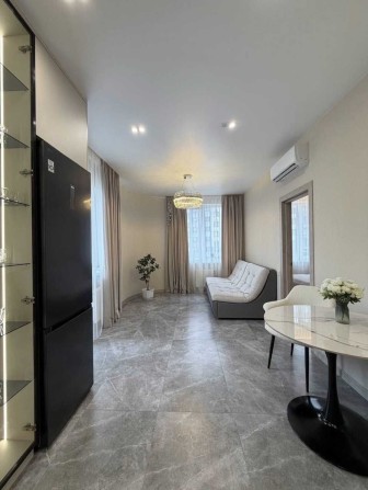 1 комн квартира с евроремонтом ЖК Таировские сады 44м2-70000у.е - фото 1