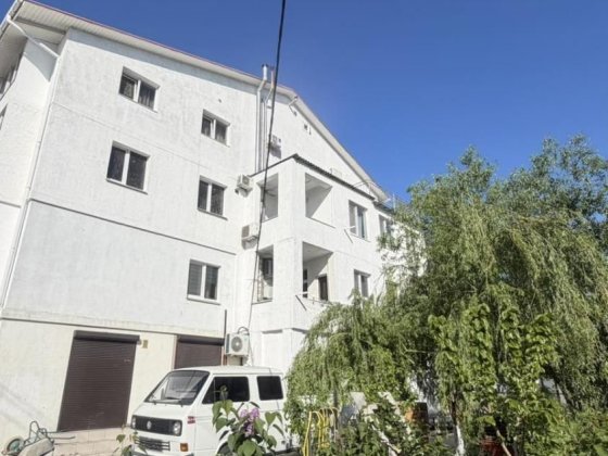 Продам 1-кімнатну квартиру в новому будинку на проспекті Небесної Сотні (М. Жукова) / Царське Село.  Лиманка