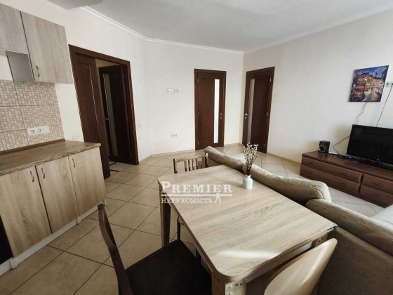 2-комнатная квартира 76 м² с ремонтом в ЖК «Радужный» Лиманка