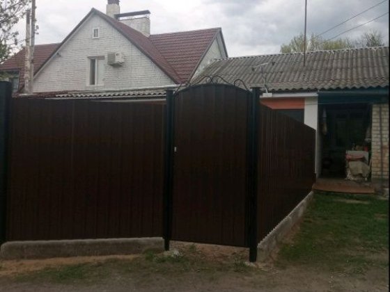 Продається 3 кімнатна квартира в мКролевець.В затишному місці з євроремонтом. Кролевець